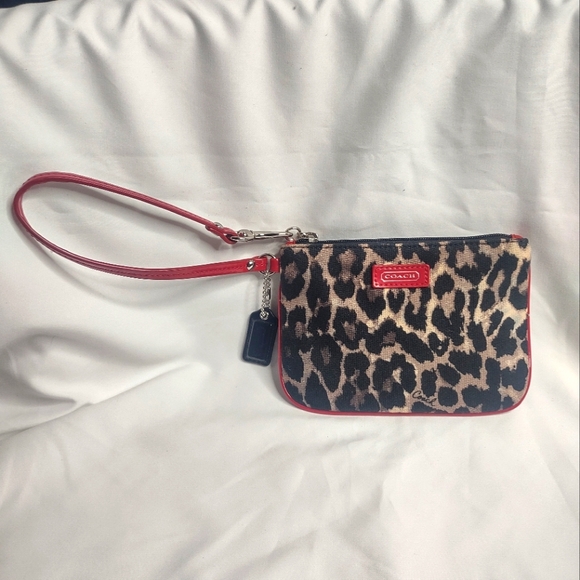 SOLD--Coach Park Ocelot Animal Print Small Wristlet Sz: OS - Picture 1 of 9